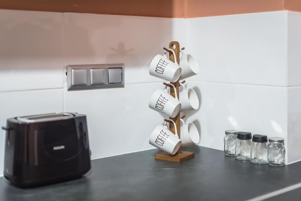 Appartamento Rest Sleep Repeat By Museum-2 Atene Esterno foto